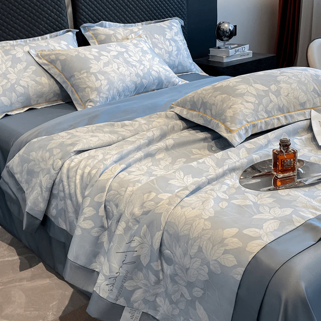 Ice Silk Elegance Comfort Quilt Set (Style-3)