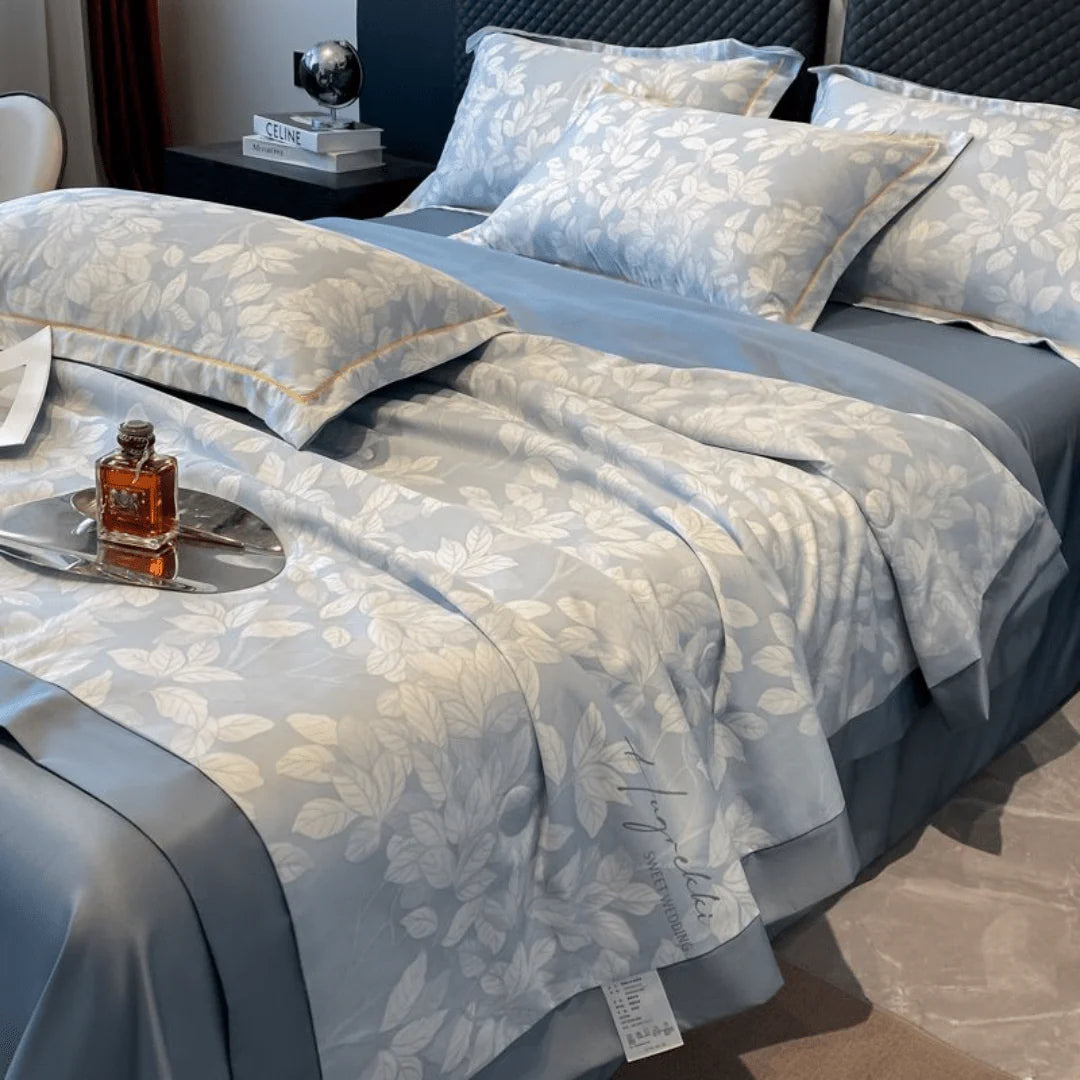 Ice Silk Elegance Comfort Quilt Set (Style-3)