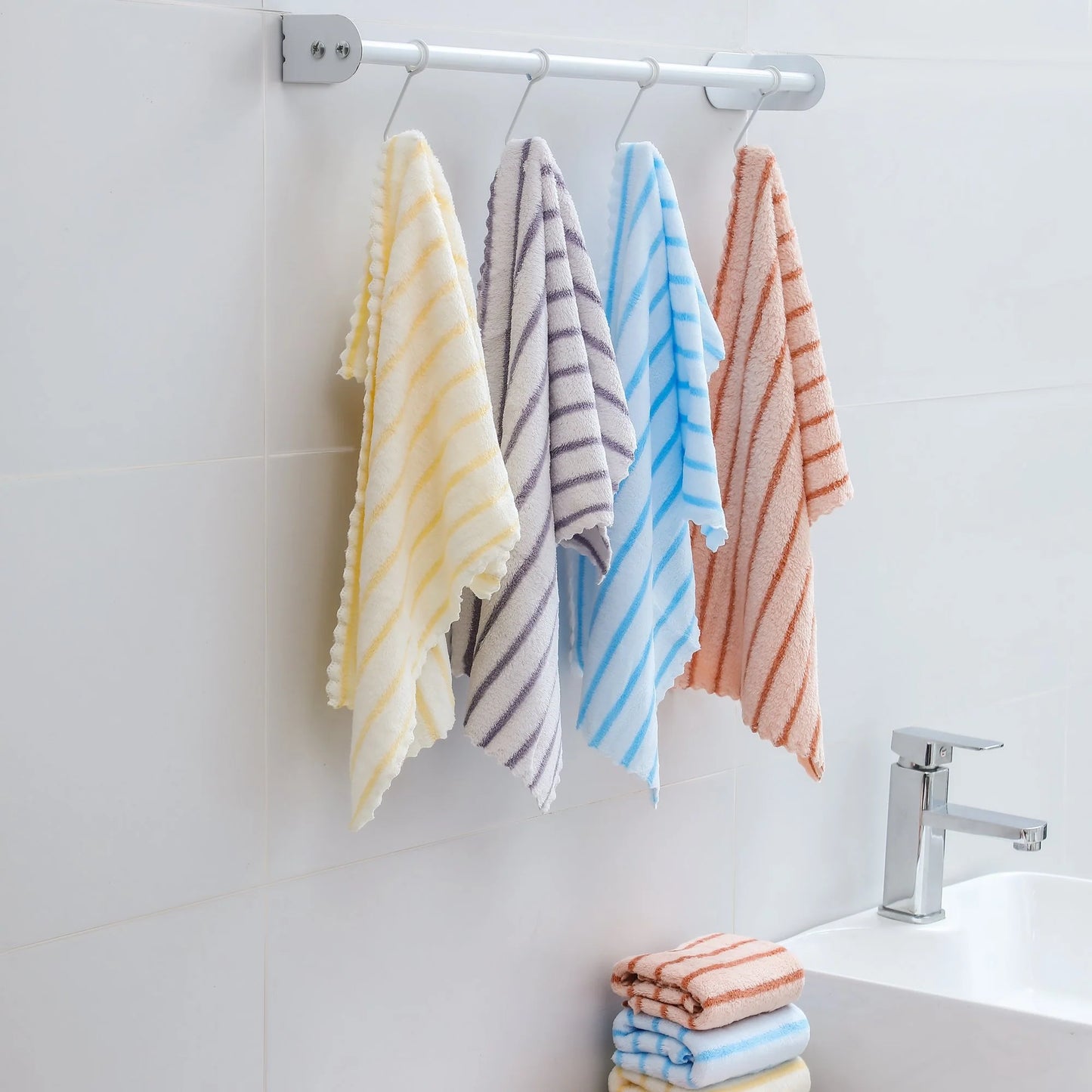 Microfiber Cleaning Cloth Roll